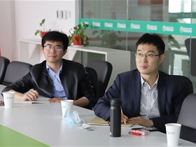 華為中國(guó)企業(yè)安平業(yè)務(wù)部行業(yè)解決方案部副總經(jīng)理吳崢一行到訪云創(chuàng)