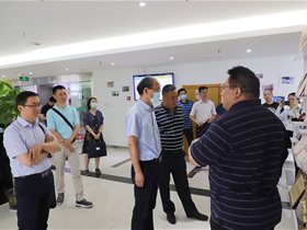 江蘇省委全面依法治省委員會辦公室專職副主任馬太建一行蒞臨云創(chuàng)