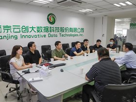 風(fēng)云投資胡聲平董事長一行到訪云創(chuàng)