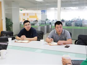 云思科技副總經(jīng)理、院校事業(yè)部總經(jīng)理劉一冰一行到訪云創(chuàng)