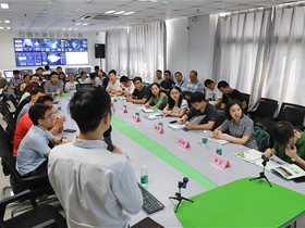 常州經(jīng)濟開發(fā)區(qū)40余位來賓到訪云創(chuàng)考察交流